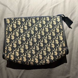 Christian dior pouch